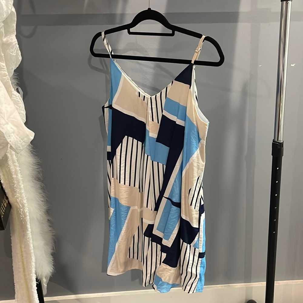 Cute casual sleeveless dress!